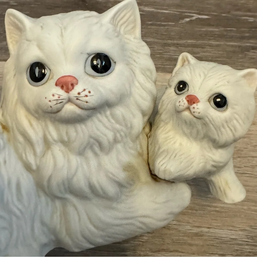 Vintage Homco White Persian Mother Cat w/2 Kittens #1412 Ceramic Figurine